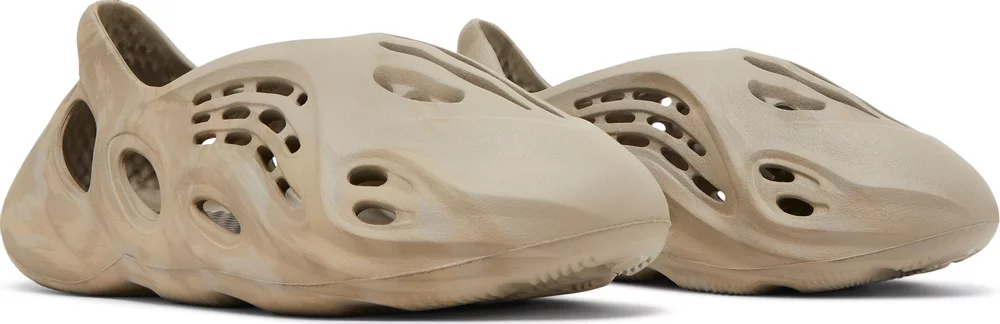 Yeezy Foam Runner Stone Sage - kicks n'spired
