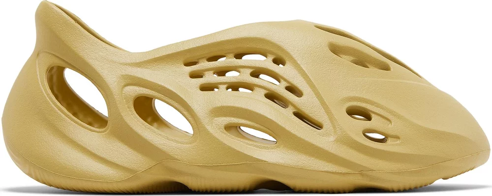 Yeezy Foam Runner Sulfur - kicks n'spired
